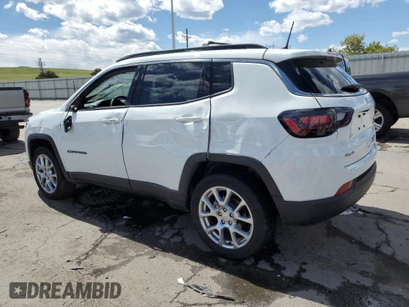 2023 Jeep Compass Latitude Lux с VIN 3C4NJDFN3PT517934, выставлен на аукционе Copart как лот 54015345 с пробегом 13 279 миль миль и Списание • Salvage title. История ставок и продаж доступна на DreamBid. Изображение 2.