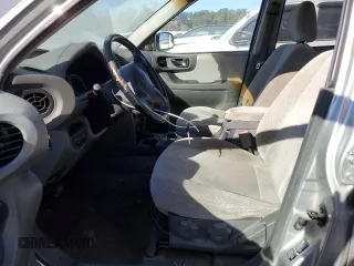 2005 Hyundai Santa Fe GLS with VIN KM8SC13D35U999519, listed as a Copart auction lot 81822914 with 211,766 mi miles and Salvage Title. Bid and sale history available at carsss.com. Image 7.