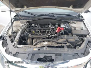 2011 Ford Fusion SE with VIN 3FAHP0HAXBR259910, listed as a IAAI auction lot 41587657 with 161,433 mi miles. Bid and sale history available at carsss.com. Image 10.