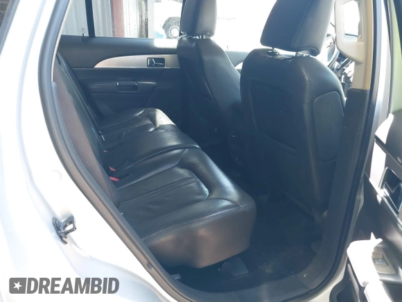 2012 Lincoln MKX with VIN 2LMDJ6JK8CBL03189, listed as a IAAI auction lot 42039099 with 202,689 mi miles. Bid and sale history available at carsss.com. Image 8.