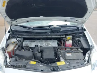 2013 Toyota Prius One with VIN JTDKN3DU3D5642908, listed as a IAAI auction lot 42079977 with 151,986 mi miles and . Bid and sale history available at carsss.com. Image 10.