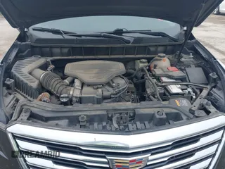 2017 Cadillac XT5 Luxury AWD z VIN 1GYKNDRS9HZ184992, wystawiony jako IAAI lot #41958484 z przebiegiem 124 941 mil mil oraz . Historia ofert i sprzedaży dostępna na DreamBid. Obrazek 10.