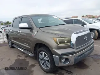 2007 Toyota Tundra SR5 z VIN 5TBEV54117S464454, wystawiony jako IAAI lot #42381887 z przebiegiem 124 434 mil mil oraz . Historia ofert i sprzedaży dostępna na DreamBid. Obrazek 1.