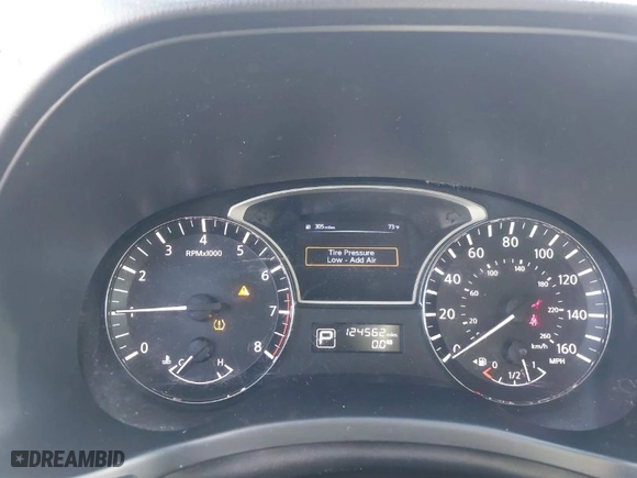 2014 Nissan Pathfinder SV with VIN 5N1AR2MN3EC670767, listed as a IAAI auction lot 41824959 with 124,562 mi miles. Bid and sale history available at carsss.com. Image 7.