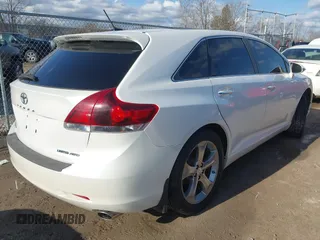 2014 Toyota Venza XLE z VIN 4T3BK3BB5EU103243, wystawiony jako IAAI lot #42001377 z przebiegiem 143 649 mil mil oraz . Historia ofert i sprzedaży dostępna na DreamBid. Obrazek 4.