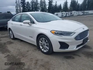 2019 Ford Fusion Hybrid SEL with VIN 3FA6P0MU5KR220133, listed as a IAAI auction lot 41925574 with 87,238 mi miles. Bid and sale history available at carsss.com. Image 1.