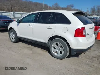 2013 Ford Edge SEL with VIN 2FMDK3JC7DBA11616, listed as a IAAI auction lot 41782593 with 184,242 mi miles. Bid and sale history available at carsss.com. Image 3.