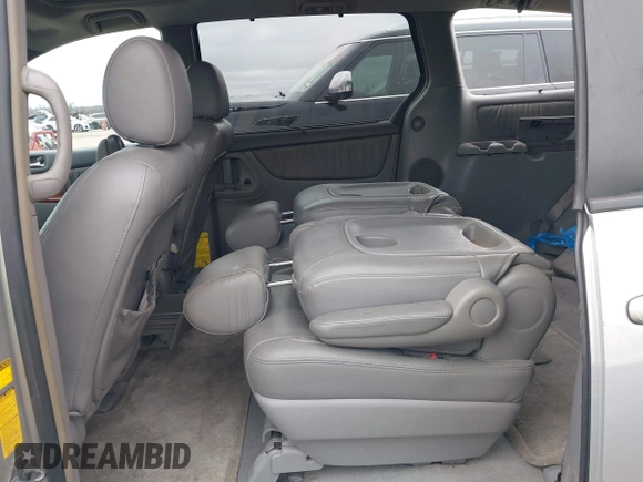 2004 Toyota Sienna XLE with VIN 5TDZA22CX4S072592, listed as a IAAI auction lot 41558873 with 267,785 mi miles and . Bid and sale history available at DreamBid. Image 8.
