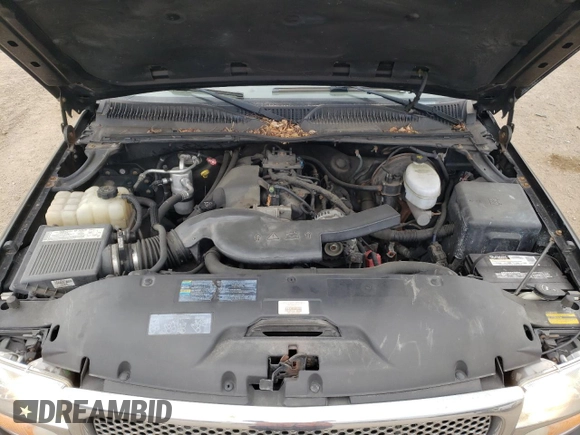 2006 GMC Sierra Denali z VIN 2GTEK63N561158633, wystawiony jako Copart lot #54572255 z przebiegiem 181 631 mil mil oraz Szkody całkowita. Historia ofert i sprzedaży dostępna na DreamBid. Obrazek 11.