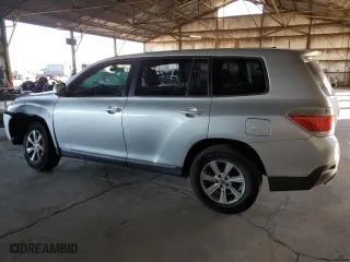 2011 Toyota Highlander with VIN 5TDZA3EH4BS008073, listed as a Copart auction lot 46930955 with 170,492 mi miles and Salvage Title. Bid and sale history available at carsss.com. Image 2.
