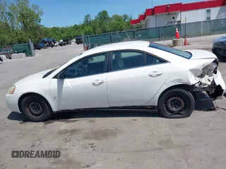2008 Pontiac G6 1SV Value Leader z VIN 1G2ZF57B184150315, wystawiony jako IAAI lot #42155646 z przebiegiem 350 654 mil mil oraz . Historia ofert i sprzedaży dostępna na DreamBid. Obrazek 14.