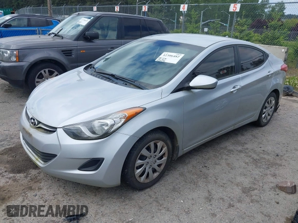 2013 Hyundai Elantra GLS z VIN 5NPDH4AE2DH172955, wystawiony jako IAAI lot #42306482 z przebiegiem 103 235 mil mil oraz . Historia ofert i sprzedaży dostępna na DreamBid. Obrazek 2.