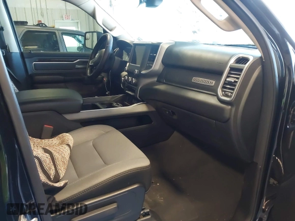 2020 Ram 1500 Big Horn with VIN 1C6SRFFT6LN133234, listed as a IAAI auction lot 41380480 with 70,051 mi miles. Bid and sale history available at carsss.com. Image 5.