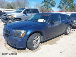 2006 Dodge Magnum with VIN 2D4FV47V46H179722, listed as a IAAI auction lot 41701629 with 215,162 mi miles. Bid and sale history available at carsss.com. Image 2.