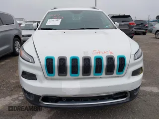 2016 Jeep Cherokee High Altitude with VIN 1C4PJLDB3GW160745, listed as a IAAI auction lot 41847482 with 125,180 mi miles. Bid and sale history available at carsss.com. Image 6.