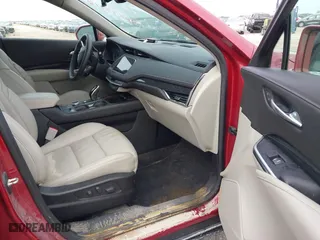 2020 Cadillac XT4 FWD Premium Luxury with VIN 1GYFZCR48LF077119, listed as a IAAI auction lot 40893918 with 1 mi miles. Bid and sale history available at carsss.com. Image 5.