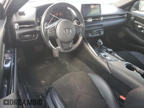 2021 Toyota Supra 2.0 with VIN WZ1DB2C02MW045335, listed as a Copart auction lot 44009215 with 37,882 mi miles and Salvage title. Bid and sale history available at DreamBid. Image 8.