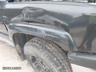 2003 Chevrolet Silverado 1500 LS with VIN 2GCEK19T131198891, listed as a IAAI auction lot 41984062 with 179,986 mi miles. Bid and sale history available at carsss.com. Image 6.