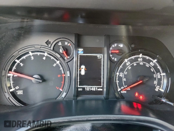 2020 Toyota 4Runner SR5 z VIN JTEBU5JR6L5819461, wystawiony jako Copart lot #58766725 z przebiegiem 101 481 mil mil oraz Szkoda całkowita • Salvage title. Historia ofert i sprzedaży dostępna na DreamBid. Obrazek 9.