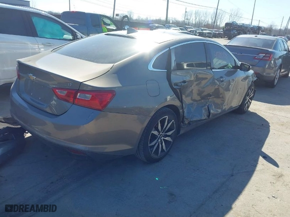2017 Chevrolet Malibu LT with VIN 1G1ZE5ST1HF233898, listed as a IAAI auction lot 41783581 with 212,164 mi miles. Bid and sale history available at carsss.com. Image 4.