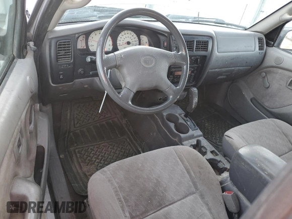 2004 Toyota Tacoma PreRunner with VIN 5TESM92N34Z337312, listed as a Copart auction lot 42856015 with 302,252 mi miles and Clean title. Bid and sale history available at DreamBid. Image 9.