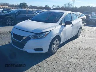 2020 Nissan Versa S z VIN 3N1CN8DV7LL860331, wystawiony jako IAAI lot #41259933 z przebiegiem 78 447 mil mil oraz . Historia ofert i sprzedaży dostępna na DreamBid. Obrazek 2.