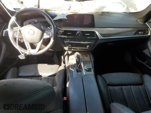 2018 BMW 5 Series 530i z VIN WBAJA5C52JWA38947, wystawiony jako Copart lot #48182405 z przebiegiem Nie podano mil oraz Szkoda całkowita • Salvage title. Historia ofert i sprzedaży dostępna na DreamBid. Obrazek 8.