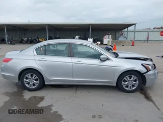 2012 Honda Accord LX Premium z VIN 1HGCP2F46CA011843, wystawiony jako IAAI lot #42145165 z przebiegiem 85 160 mil mil oraz . Historia ofert i sprzedaży dostępna na DreamBid. Obrazek 14.