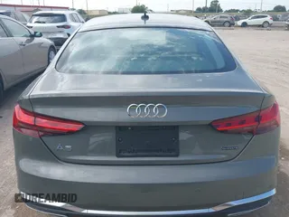 2024 Audi A5 Sportback S line Premium Plus z VIN WAUFACF53RA008450, wystawiony jako IAAI lot #42437573 z przebiegiem 34 302 mil mil oraz . Historia ofert i sprzedaży dostępna na DreamBid. Obrazek 16.