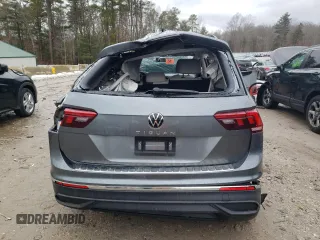 2022 Volkswagen Tiguan S z VIN 3VV1B7AX0NM131082, wystawiony jako Copart lot #47800415 z przebiegiem 59 966 mil mil oraz Szkoda całkowita • Salvage title. Historia ofert i sprzedaży dostępna na DreamBid. Obrazek 6.