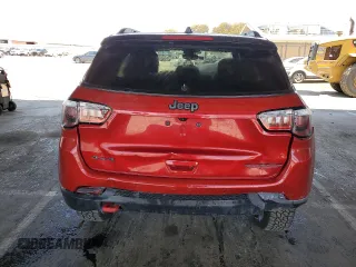 2025 Jeep Compass Trailhawk with VIN 3C4NJDDN3ST557667, listed as a Copart auction lot 65611635 with 8,984 mi miles and Clean title. Bid and sale history available at DreamBid. Image 6.