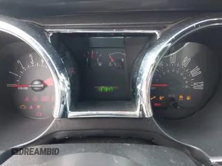 2006 Ford Mustang Standard with VIN 1ZVFT84N565189985, listed as a IAAI auction lot 41691191 with 131,847 mi miles and . Bid and sale history available at carsss.com. Image 7.