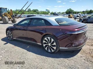 2022 Lucid Air Grand Touring z VIN 50EA1GBA0NA003171, wystawiony jako Copart lot #56913135 z przebiegiem 20 527 mil mil oraz Szkody całkowita. Historia ofert i sprzedaży dostępna na DreamBid. Obrazek 2.