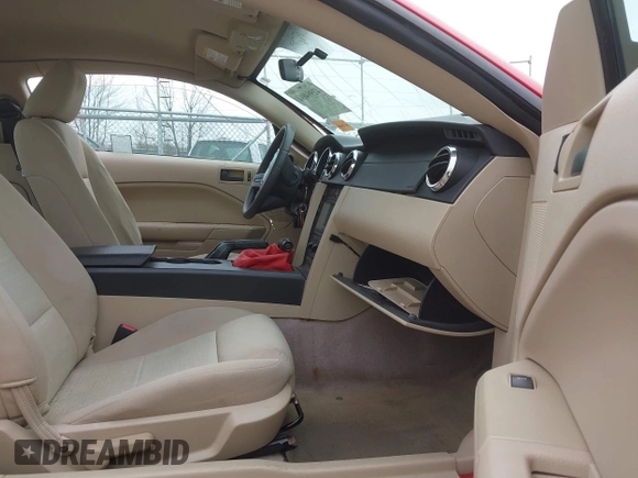 2005 Ford Mustang Deluxe with VIN 1ZVFT80N755161724, listed as a IAAI auction lot 41994894 with 104,917 mi miles. Bid and sale history available at carsss.com. Image 5.