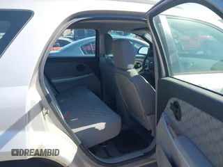2008 Chevrolet Equinox LS with VIN 2CNDL23F686065759, listed as a IAAI auction lot 41941094 with 147,107 mi miles. Bid and sale history available at carsss.com. Image 8.