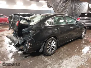 2017 Nissan Altima 2.5 SR with VIN 1N4AL3AP7HC279293, listed as a IAAI auction lot 41512244 with 68,643 mi miles. Bid and sale history available at carsss.com. Image 4.