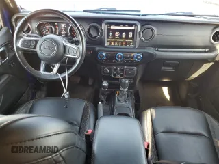 2020 Jeep Wrangler Unlimited Sahara Altitude z VIN 1C4HJXEG0LW324758, wystawiony jako Copart lot #74477894 z przebiegiem 38 291 mil mil oraz Szkoda całkowita • Salvage title. Historia ofert i sprzedaży dostępna na DreamBid. Obrazek 8.