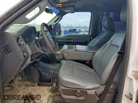 2015 Ford F-250 Lariat with VIN 1FT7W2B65FEB78430, listed as a Copart auction lot 60840485 with 158,119 mi miles and Salvage title. Bid and sale history available at DreamBid. Image 7.