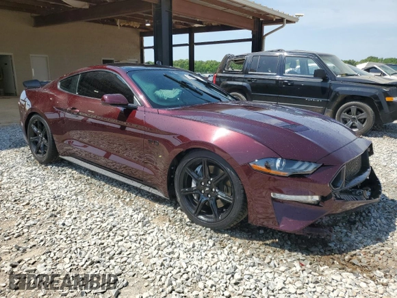 2018 Ford Mustang GT z VIN 1FA6P8CF8J5138416, wystawiony jako Copart lot #53566605 z przebiegiem 51 787 mil mil oraz Szkody całkowita. Historia ofert i sprzedaży dostępna na DreamBid. Obrazek 4.