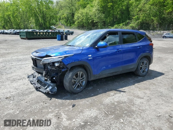 2023 Kia Seltos LX z VIN KNDEPCAA3P7428186, wystawiony jako Copart lot #56299225 z przebiegiem Nie podano mil oraz Szkoda całkowita • Salvage title. Historia ofert i sprzedaży dostępna na DreamBid. Obrazek 1.