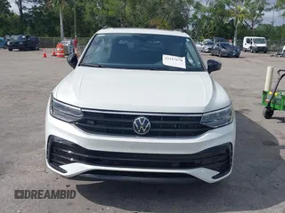 2024 Volkswagen Tiguan SE R-Line Black with VIN 3VVCB7AX6RM093792, listed as a IAAI auction lot 42117670 with 15,379 mi miles and . Bid and sale history available at DreamBid. Image 11.