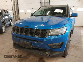 2019 Jeep Compass Latitude with VIN 3C4NJDBB7KT741048, listed as a IAAI auction lot 41597839 with 59,431 mi miles and . Bid and sale history available at DreamBid. Image 6.