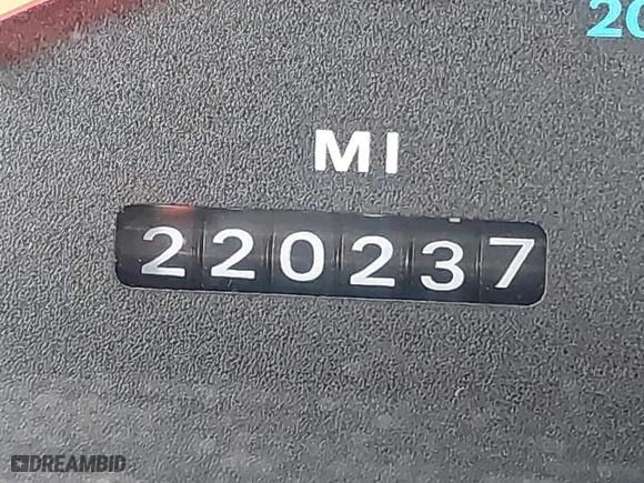 1997 Dodge Neon with VIN 1B3ES27C3VD261832, listed as a IAAI auction lot 41964028 with 220,237 mi miles. Bid and sale history available at carsss.com. Image 12.