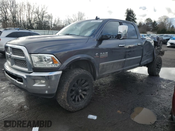 2016 Ram 2500 Laramie z VIN 3C6UR5KL8GG152276, wystawiony jako Copart lot #45340015 z przebiegiem 152 939 mil mil oraz Szkoda całkowita • Salvage title. Historia ofert i sprzedaży dostępna na DreamBid. Obrazek 1.