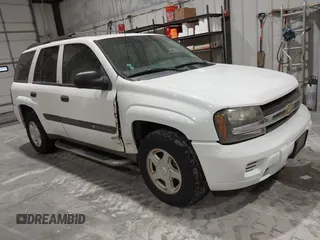 2003 Chevrolet TrailBlazer LS with VIN 1GNDT13S132396158, listed as a IAAI auction lot 41709387 with 1 mi miles. Bid and sale history available at carsss.com. Image 1.