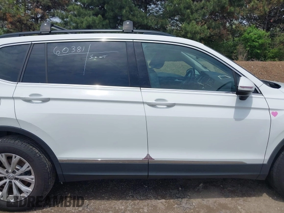 2018 Volkswagen Tiguan SEL с VIN 3VV3B7AX8JM044789, выставлен на аукционе IAAI как лот 42165937 с пробегом 98 463 миль миль и . История ставок и продаж доступна на DreamBid. Изображение 14.