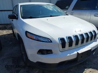 2017 Jeep Cherokee Sport with VIN 1C4PJLABXHW560033, listed as a IAAI auction lot 41622300 with 145,000 mi miles. Bid and sale history available at carsss.com. Image 1.
