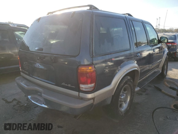 2001 Ford Explorer Eddie Bauer z VIN 1FMZU84P11UB51758, wystawiony jako Copart lot #77895184 z przebiegiem 191 464 mil mil oraz Szkoda całkowita • Salvage title. Historia ofert i sprzedaży dostępna na DreamBid. Obrazek 3.