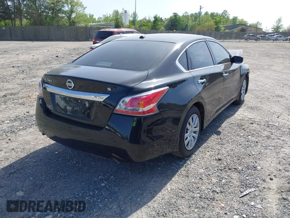 2015 Nissan Altima SL with VIN 1N4AL3AP5FC280259, listed as a IAAI auction lot 42111665 with 119,246 mi miles and . Bid and sale history available at DreamBid. Image 4.