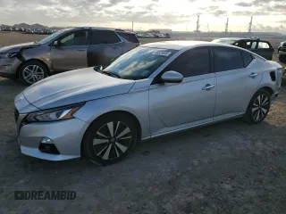 2020 Nissan Altima 2.5 SL with VIN 1N4BL4EV8LC163595, listed as a Copart auction lot 48329855 with 94,797 mi miles and Salvage Title. Bid and sale history available at carsss.com. Image 1.